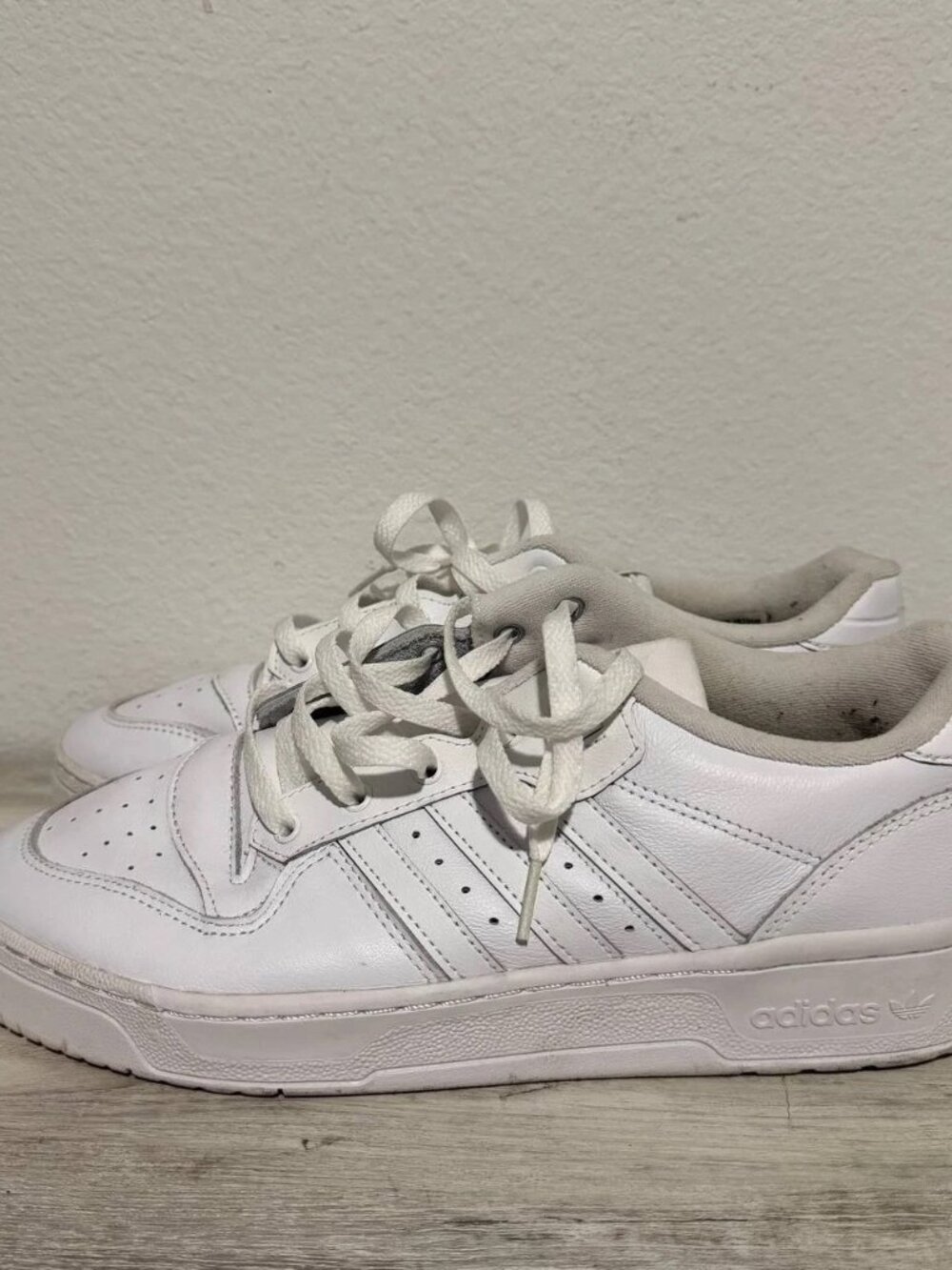 Adidas Rivalry Low Men’s Sneakers White Navy Casual Shoes Size 11